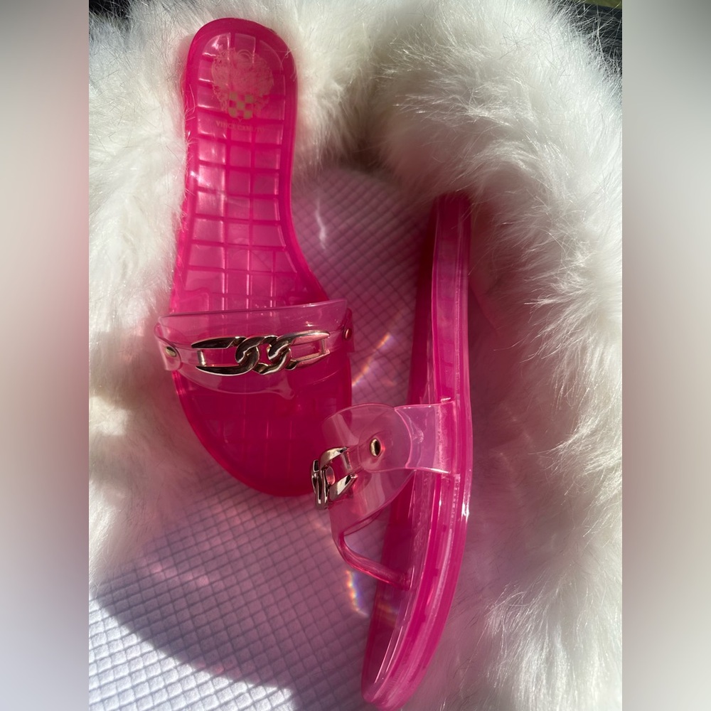 Vince Camuto pink transparent slide